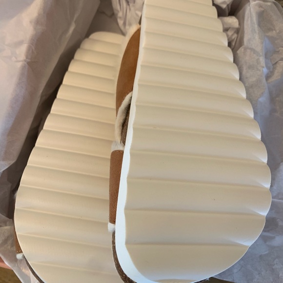 Lisa Vicky Faux Fur Lined Slides - Picture 6 of 8